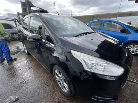 2015 FORD B-MAX ZETEC TURBO BLACK