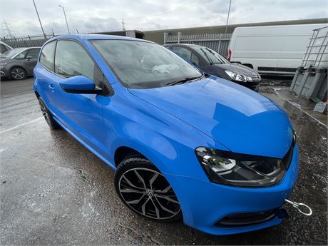 2014 VOLKSWAGEN POLO SE BLUE