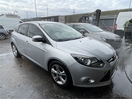 2014 FORD FOCUS ZETEC NAVIGATOR TDCI SILVER