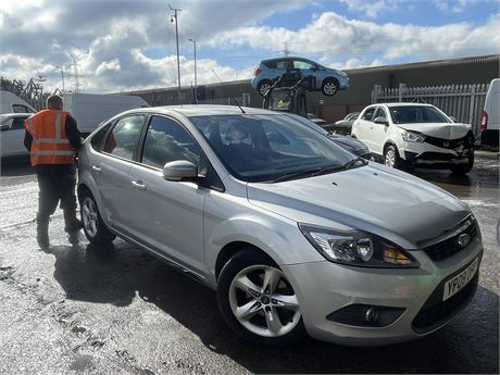 2008 FORD FOCUS ZETEC 100 SILVER