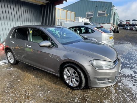 2014 VOLKSWAGEN GOLF SE BLUEMOTION TECH TDI AUTO GREY