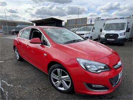 2015 VAUXHALL ASTRA SRI RED