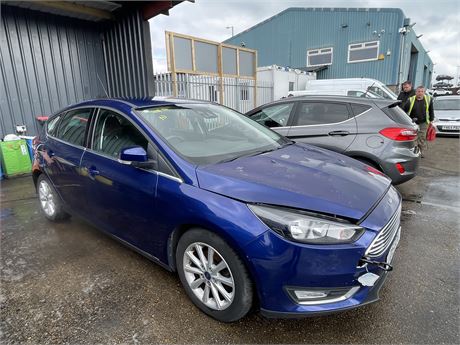 2015 FORD FOCUS TITANIUM AUTO BLUE