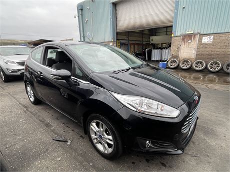 2016 FORD FIESTA ZETEC TURBO BLACK