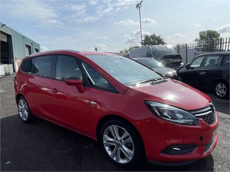 2017 VAUXHALL ZAFIRA TOURER SRI NAV TURBO RED