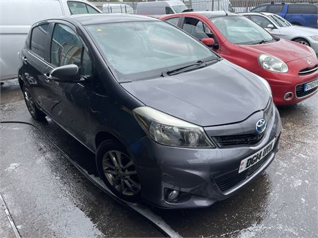 2014 TOYOTA YARIS ICON + VVT-I GREY