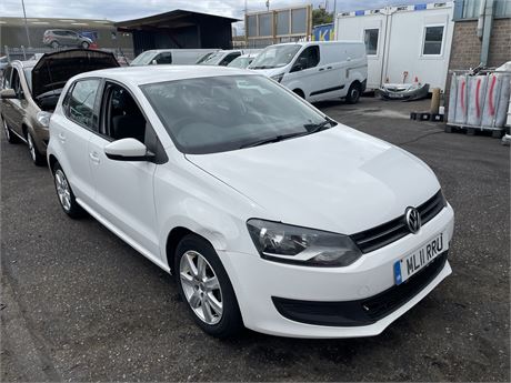 2011 VOLKSWAGEN POLO SE AUTO WHITE