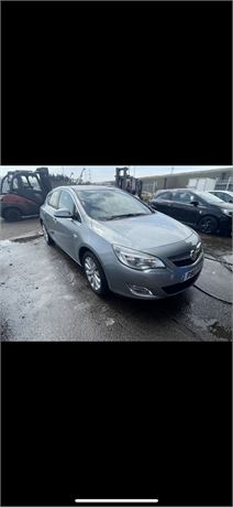 2010 VAUXHALL ASTRA SE AUTO SILVER