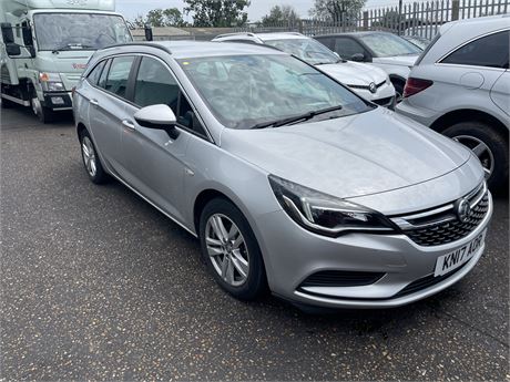 2017 VAUXHALL ASTRA DESIGN CDTI ECOFLEX SILVER