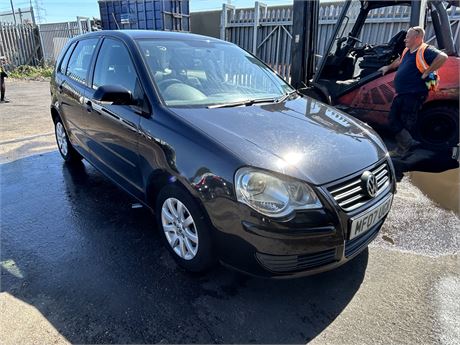 2007 VOLKSWAGEN POLO SE BLACK