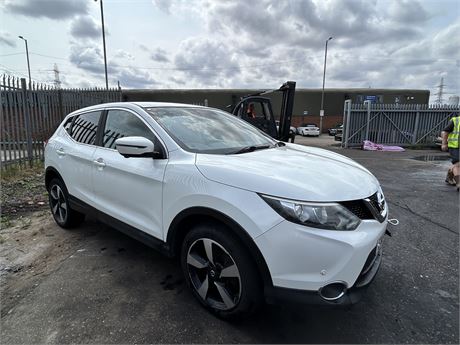 2015 NISSAN QASHQAI N-TEC DIG-T WHITE