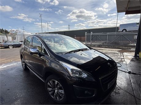 2014 PEUGEOT 3008 ACTIVE HDI 115 BLACK