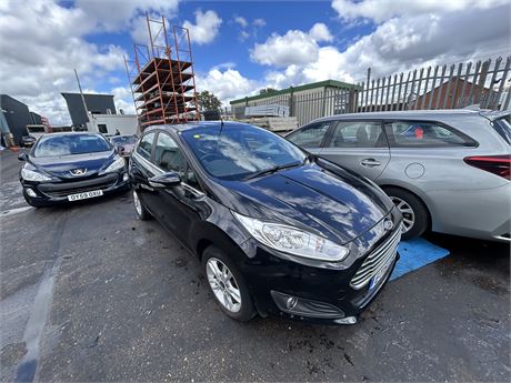 2015 FORD FIESTA ZETEC 1.25I 82 BLACK