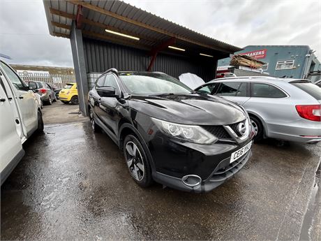 2016 NISSAN QASHQAI N-CONNECTA DIG-T 115 BLACK