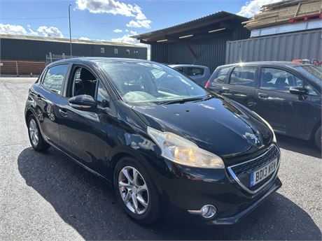 2013 PEUGEOT 208 ACTIVE PURETECH VTI 82 BLACK