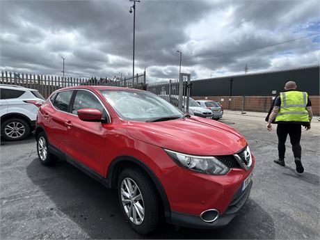 2017 NISSAN QASHQAI ACENTA SMART VIS DIG-T S/S RED
