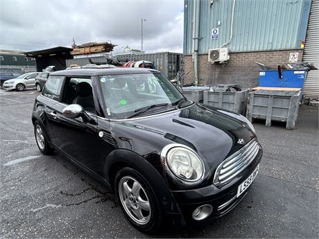 2009 MINI COOPER STEPTRONIC AUTO BLACK