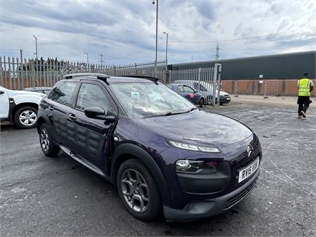 2015 CITROEN C4 CACTUS FEEL BLUEHDI 100 PURPLE