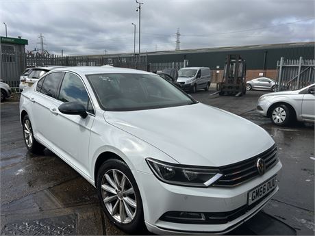 2017 VOLKSWAGEN PASSAT SE BUSINESS TDI 150 BLUEMOTION S/S WHITE