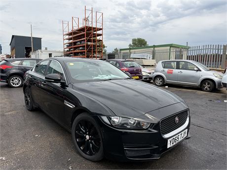 2015 JAGUAR XE S 2.0D I4 S/S BLACK