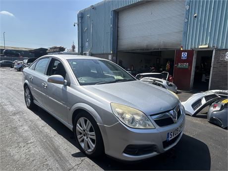 2009 VAUXHALL VECTRA ELITE V6 TURBO ACTIVE SELECT AUTO SILVER