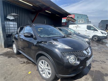 2015 NISSAN JUKE ACENTA PREMIUM DIG-T 115 S/S BLACK