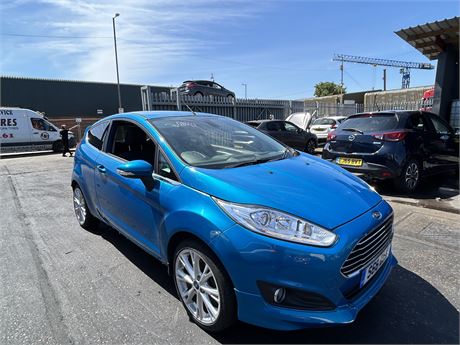 2013 FORD FIESTA TITANIUM T ECOBOOST 125 S/S BLUE