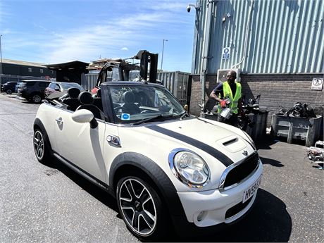 2009 MINI COOPER S WHITE