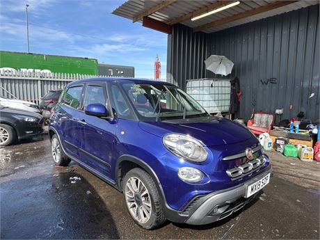 2019 FIAT 500L CROSS FIRE BLUE