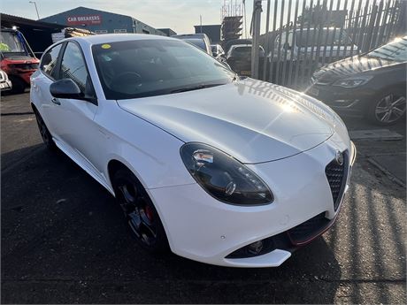 2017 ALFA ROMEO GIULIETTA MULTIAIR SPECIALE TB 150 S/S WHITE