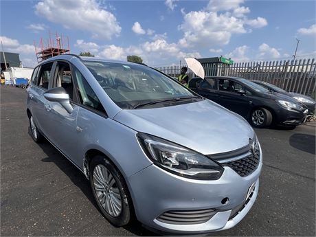 2017 VAUXHALL ZAFIRA TOURER DESIGN TURBO 140 SILVER