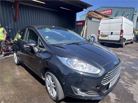 2015 FORD FIESTA ZETEC TURBO T ECOBOOST 100 S/S BLACK