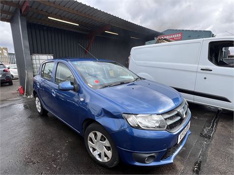 2013 DACIA SANDERO LAUREATE TCE 90 BLUE
