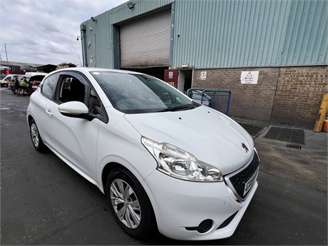 2014 PEUGEOT 208 ACCESS PLUS PURETECH VTI 68 WHITE